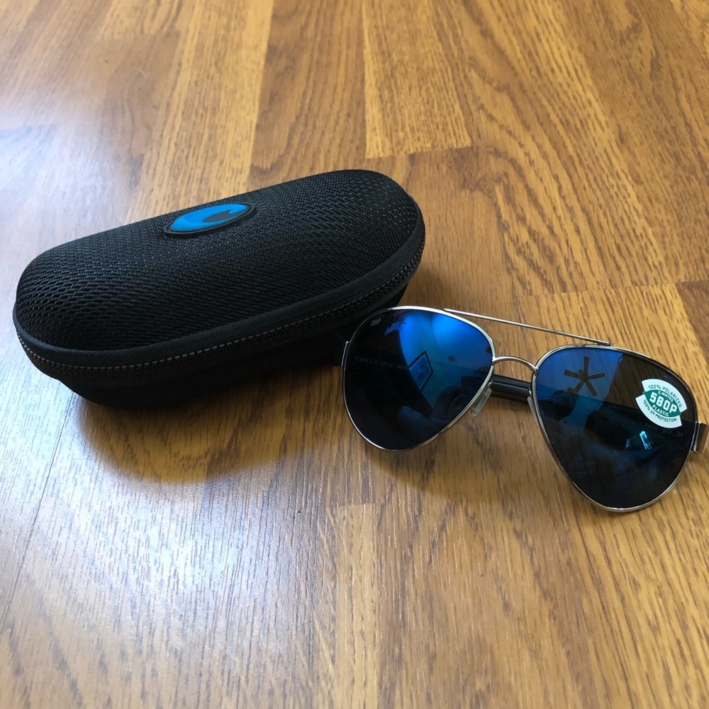 Costa Del Mar sunglasses (readers)